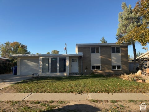 Photo of 4380 W RUTGERS AVE, West Valley City, UT 84120 (MLS # 2189604)