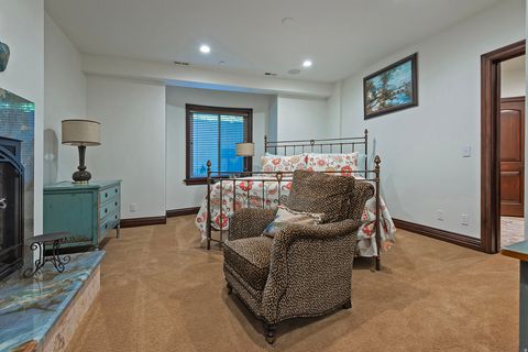 Tiny photo for 6176 S VERNESS CV, Holladay, UT 84121 (MLS # 2125151)