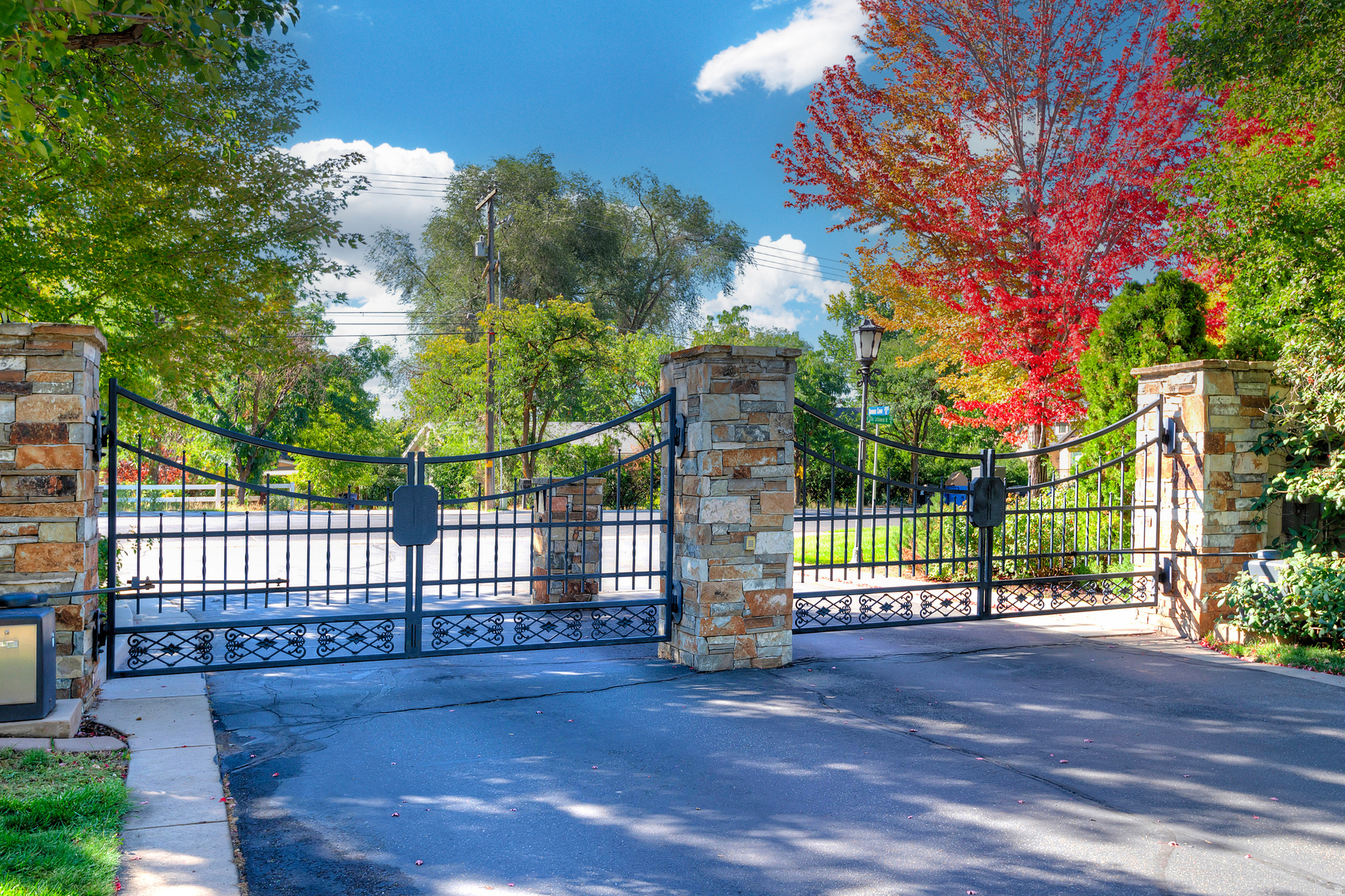 INVERNESS - Residential