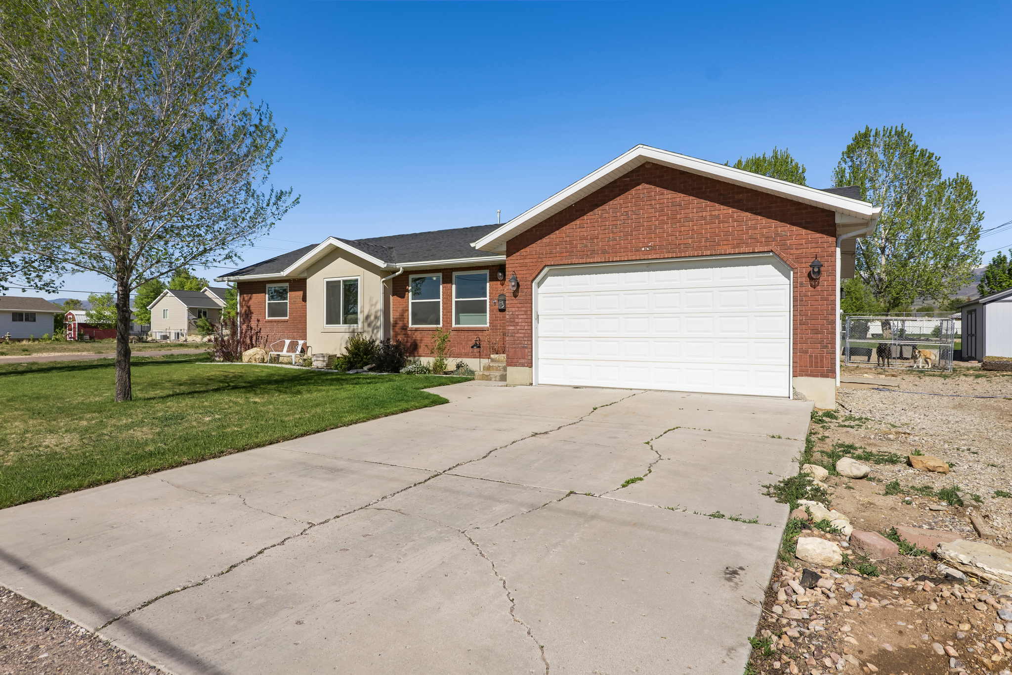 COUNTRY ROAD HAVEN - Residential