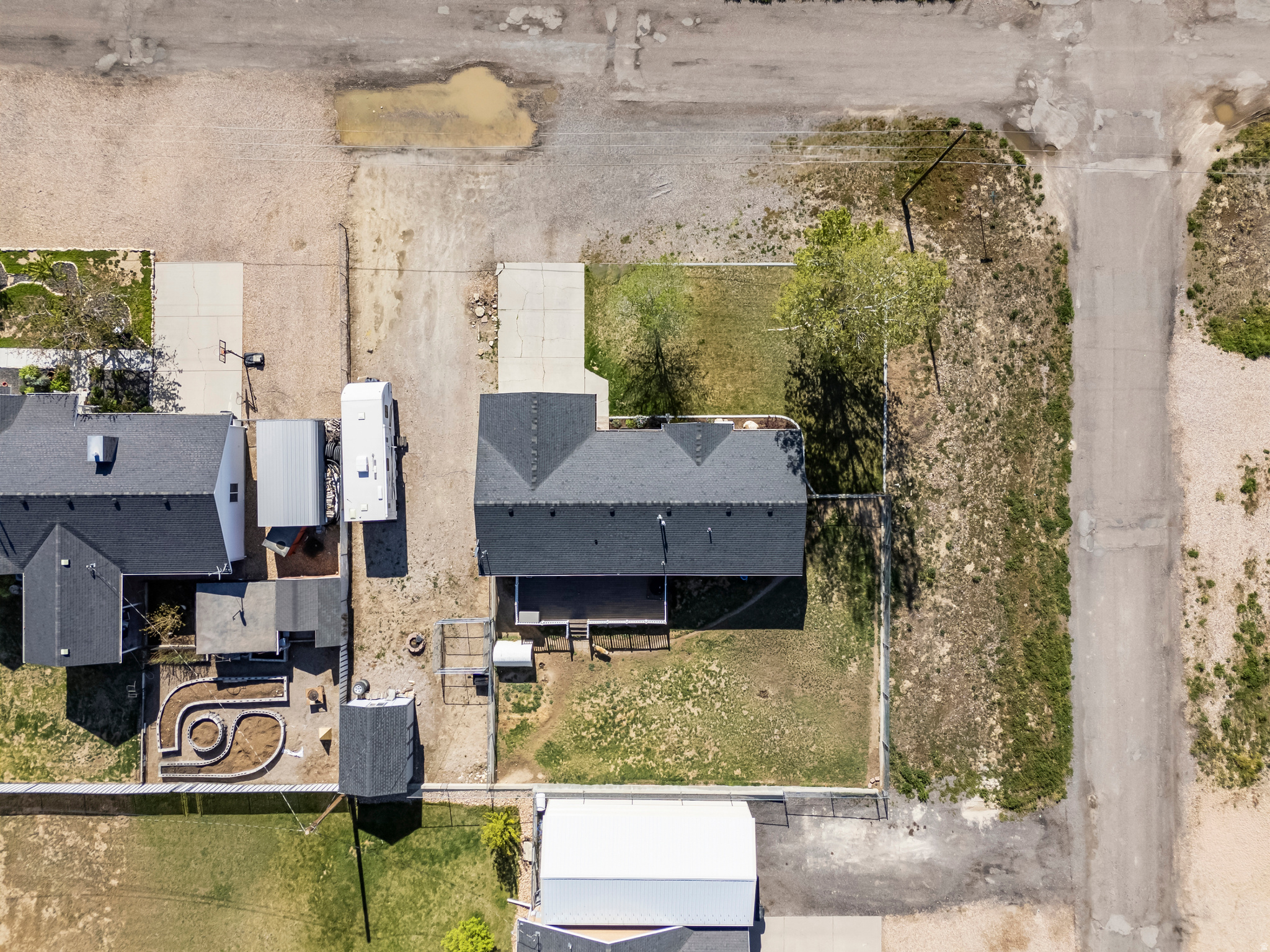 COUNTRY ROAD HAVEN - Residential