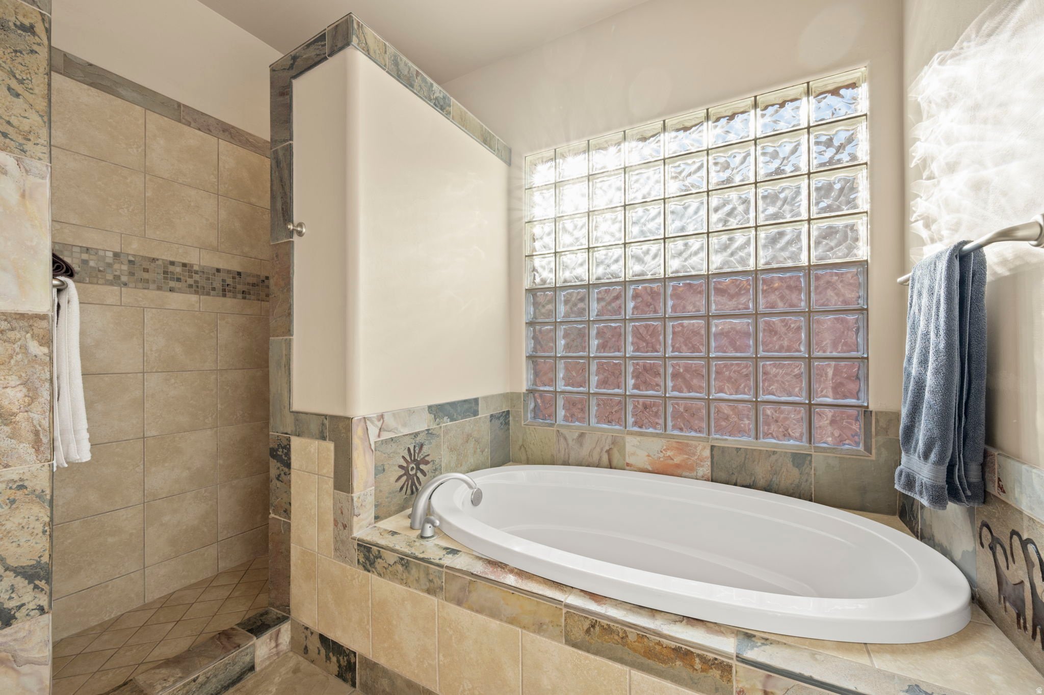 SAND POINT OF ENTRADA - Residential