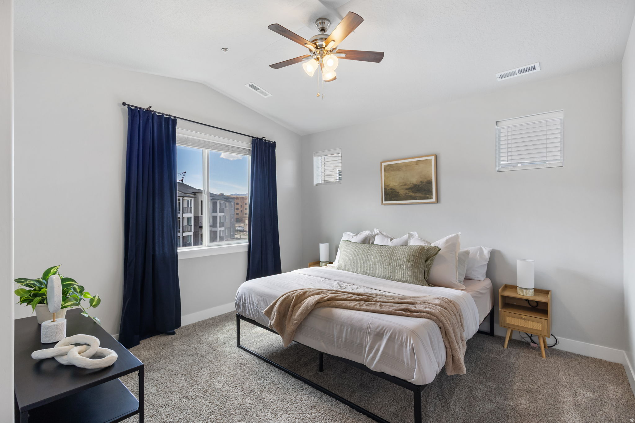 MOUNTAIN RIDGE - Residential