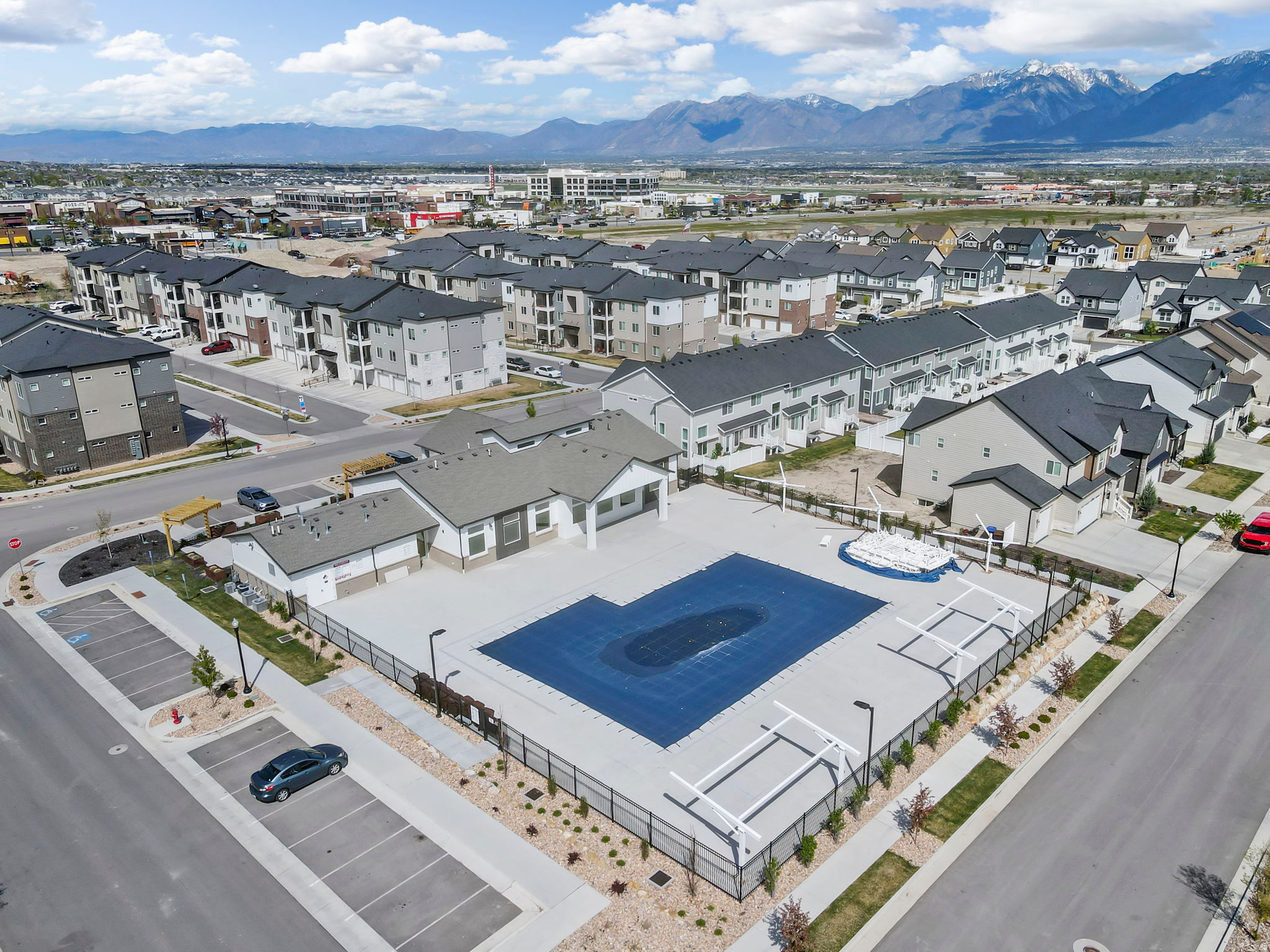 MOUNTAIN RIDGE - Residential