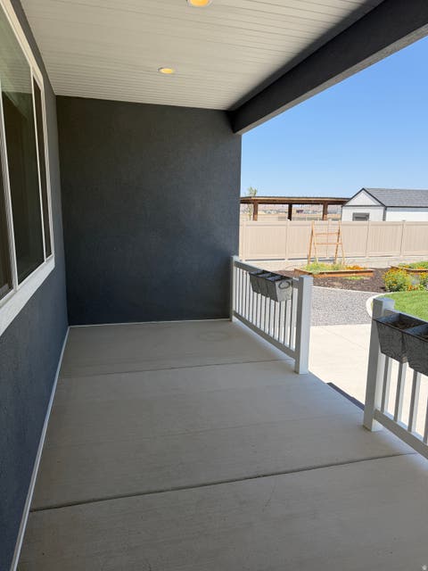 Tiny photo for 5420 N CLIFFROSE DR, Eagle Mountain, UT 84005 (MLS # 2180074)