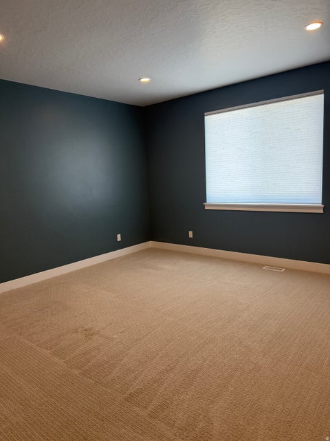 Tiny photo for 5420 N CLIFFROSE DR, Eagle Mountain, UT 84005 (MLS # 2180074)