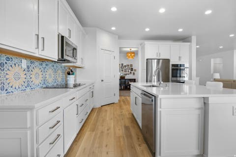 Tiny photo for 5420 N CLIFFROSE DR, Eagle Mountain, UT 84005 (MLS # 2180074)