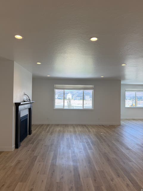 Tiny photo for 5420 N CLIFFROSE DR, Eagle Mountain, UT 84005 (MLS # 2180074)
