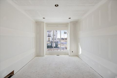 Tiny photo for 587 S DANIEL DR #817, Farmington, UT 84025 (MLS # 2131520)