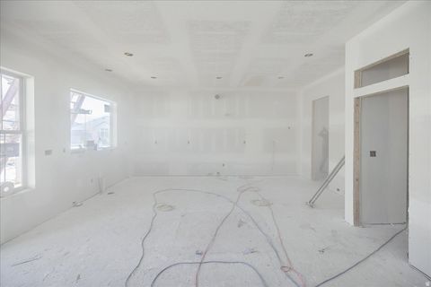 Tiny photo for 587 S DANIEL DR #817, Farmington, UT 84025 (MLS # 2131520)