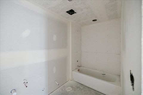 Tiny photo for 587 S DANIEL DR #817, Farmington, UT 84025 (MLS # 2131520)