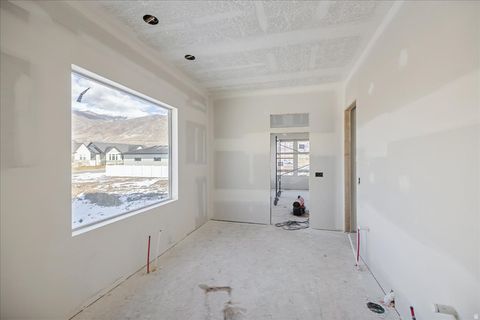 Tiny photo for 587 S DANIEL DR #817, Farmington, UT 84025 (MLS # 2131520)