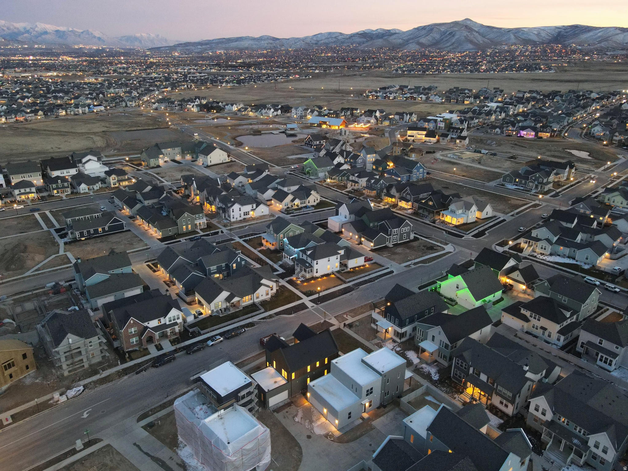 DAYBREAK - Residential