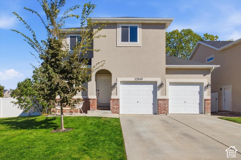Photo of 12649 S DIAMONDBACK DR, Riverton, UT 84096 (MLS # 2189664)
