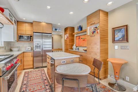 Tiny photo for 2035 E RIBBON LN, Holladay, UT 84117 (MLS # 2114046)