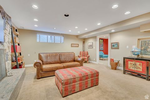 Tiny photo for 2035 E RIBBON LN, Holladay, UT 84117 (MLS # 2114046)