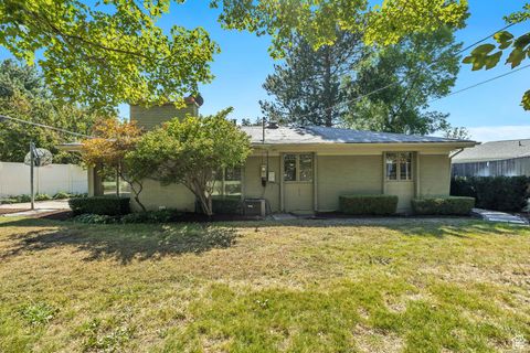 Tiny photo for 2035 E RIBBON LN, Holladay, UT 84117 (MLS # 2114046)