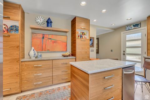 Tiny photo for 2035 E RIBBON LN, Holladay, UT 84117 (MLS # 2114046)