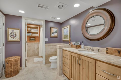Tiny photo for 2035 E RIBBON LN, Holladay, UT 84117 (MLS # 2114046)