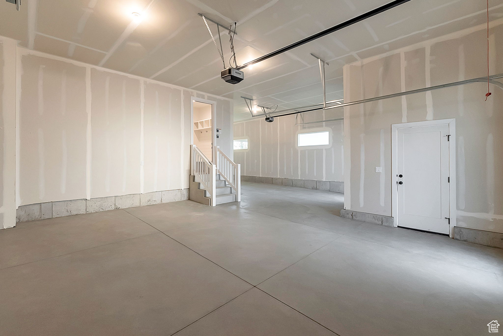 SUMMERHILL LANE - Residential