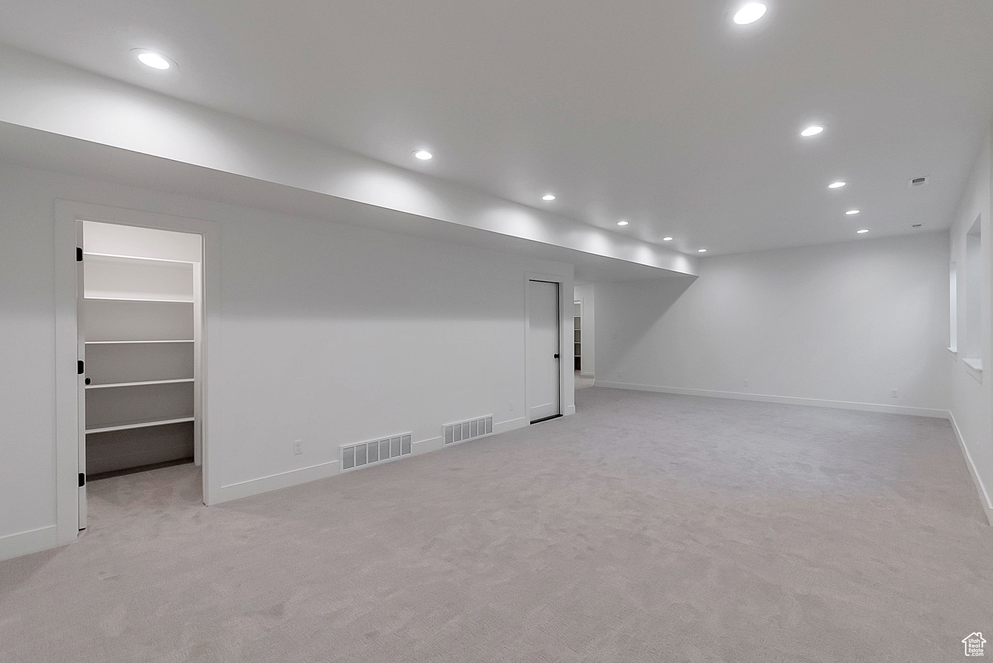 SUMMERHILL LANE - Residential