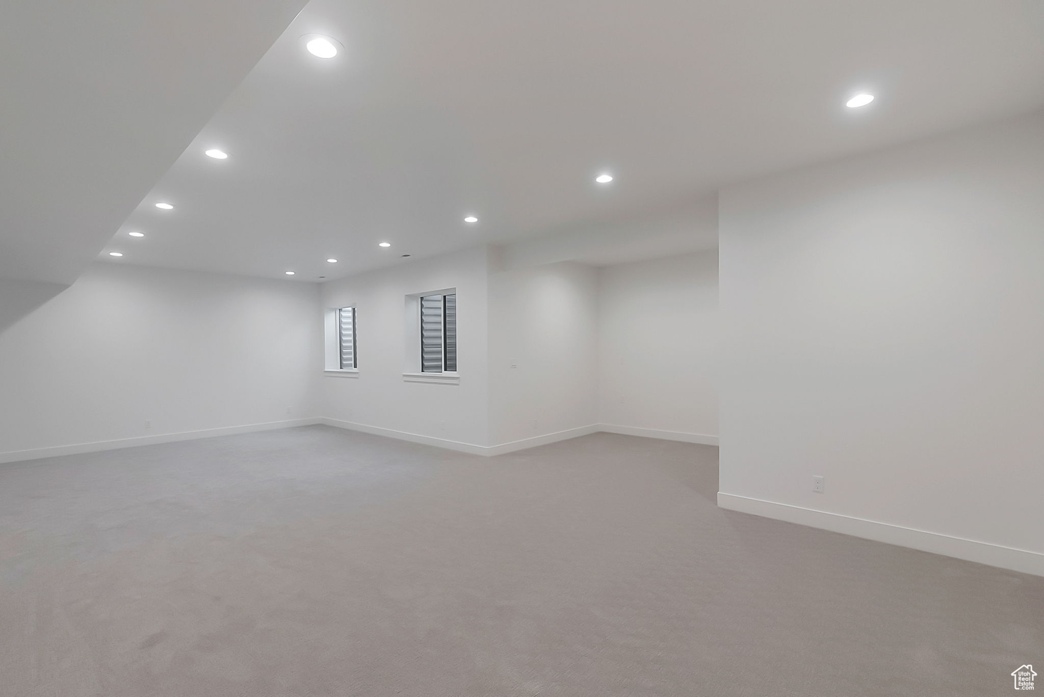 SUMMERHILL LANE - Residential