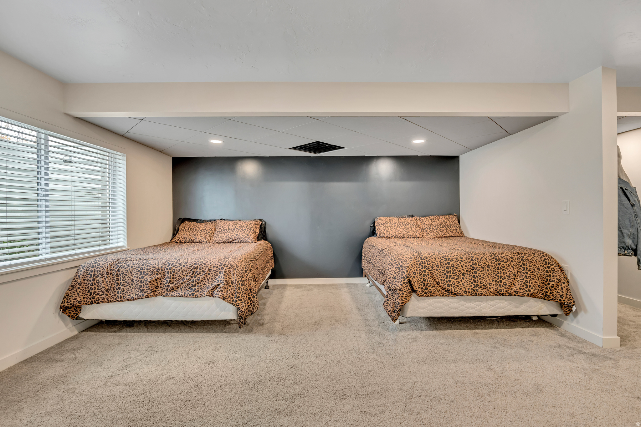 THE GROVES - Residential