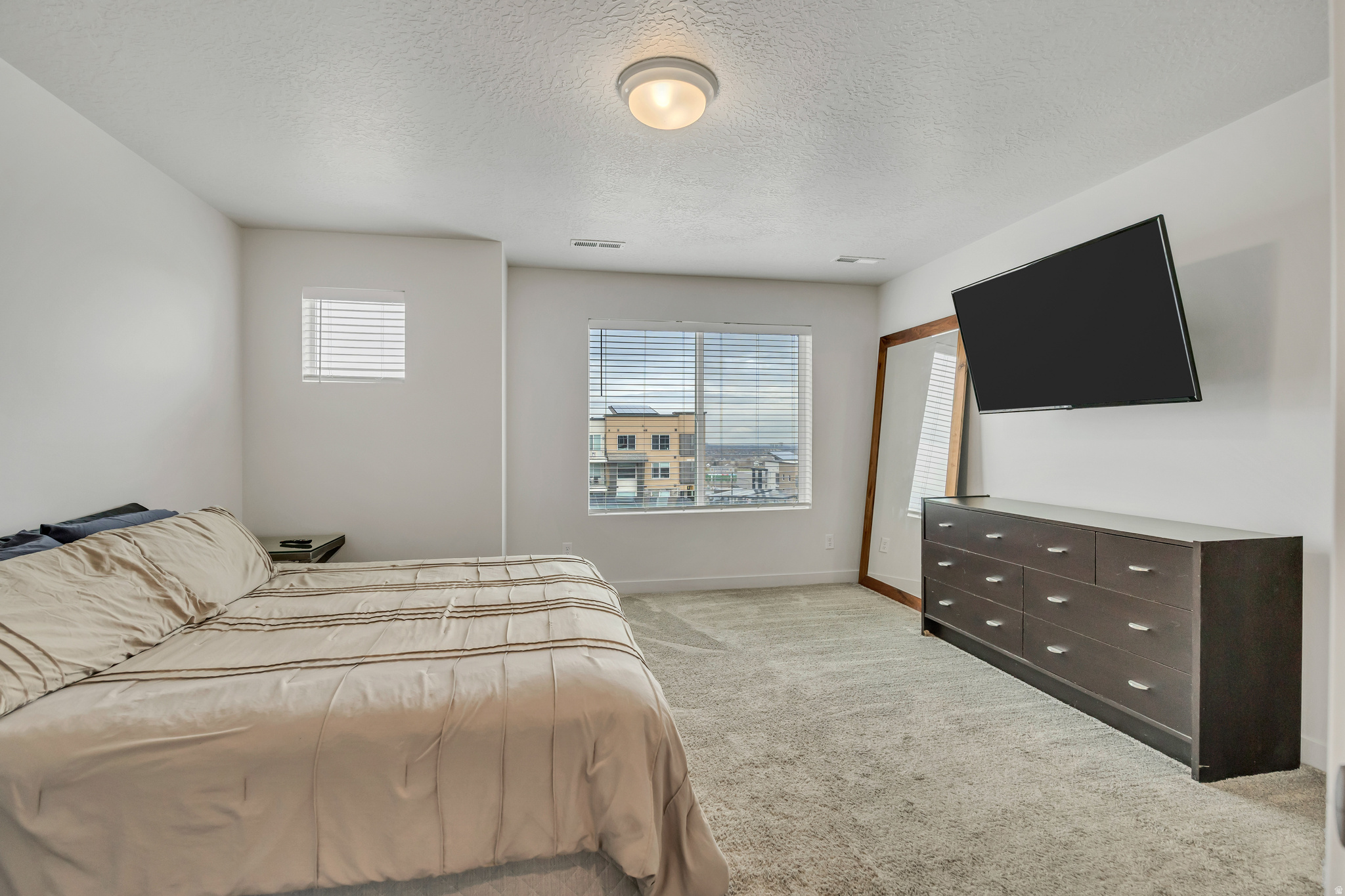 THE GROVES - Residential