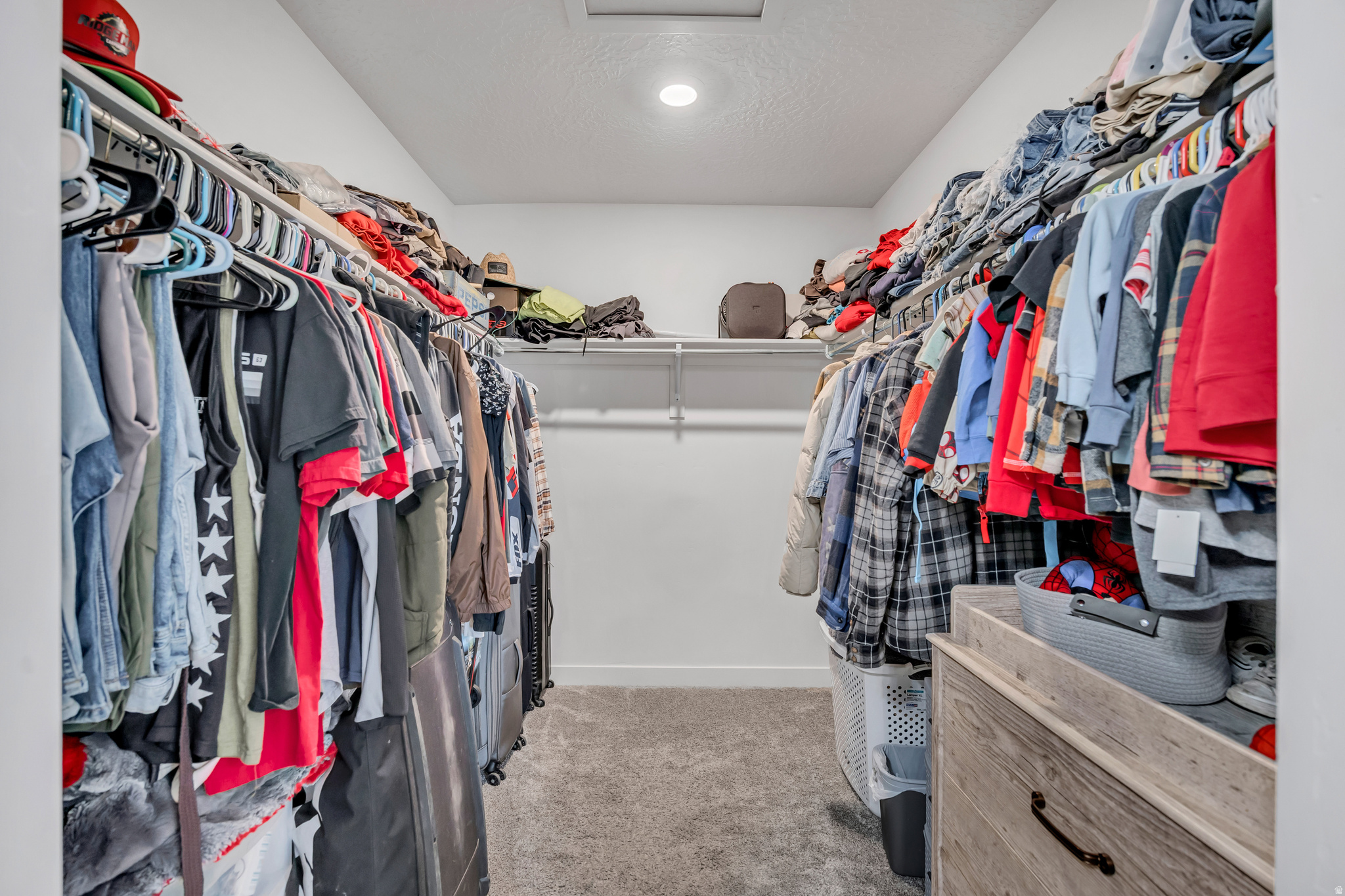 THE GROVES - Residential