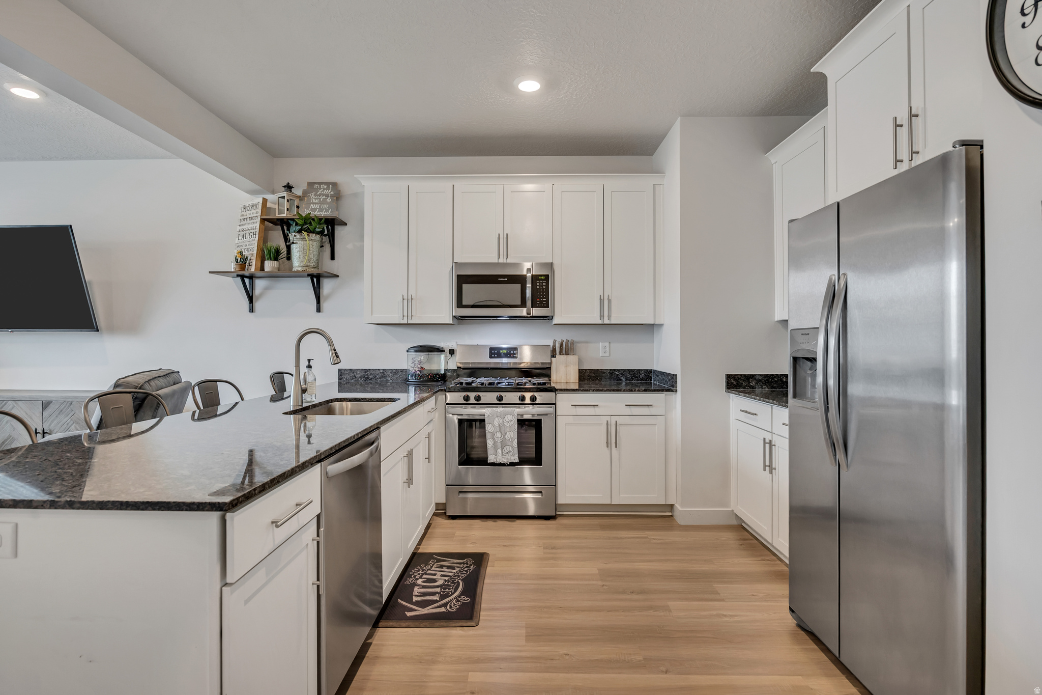 THE GROVES - Residential