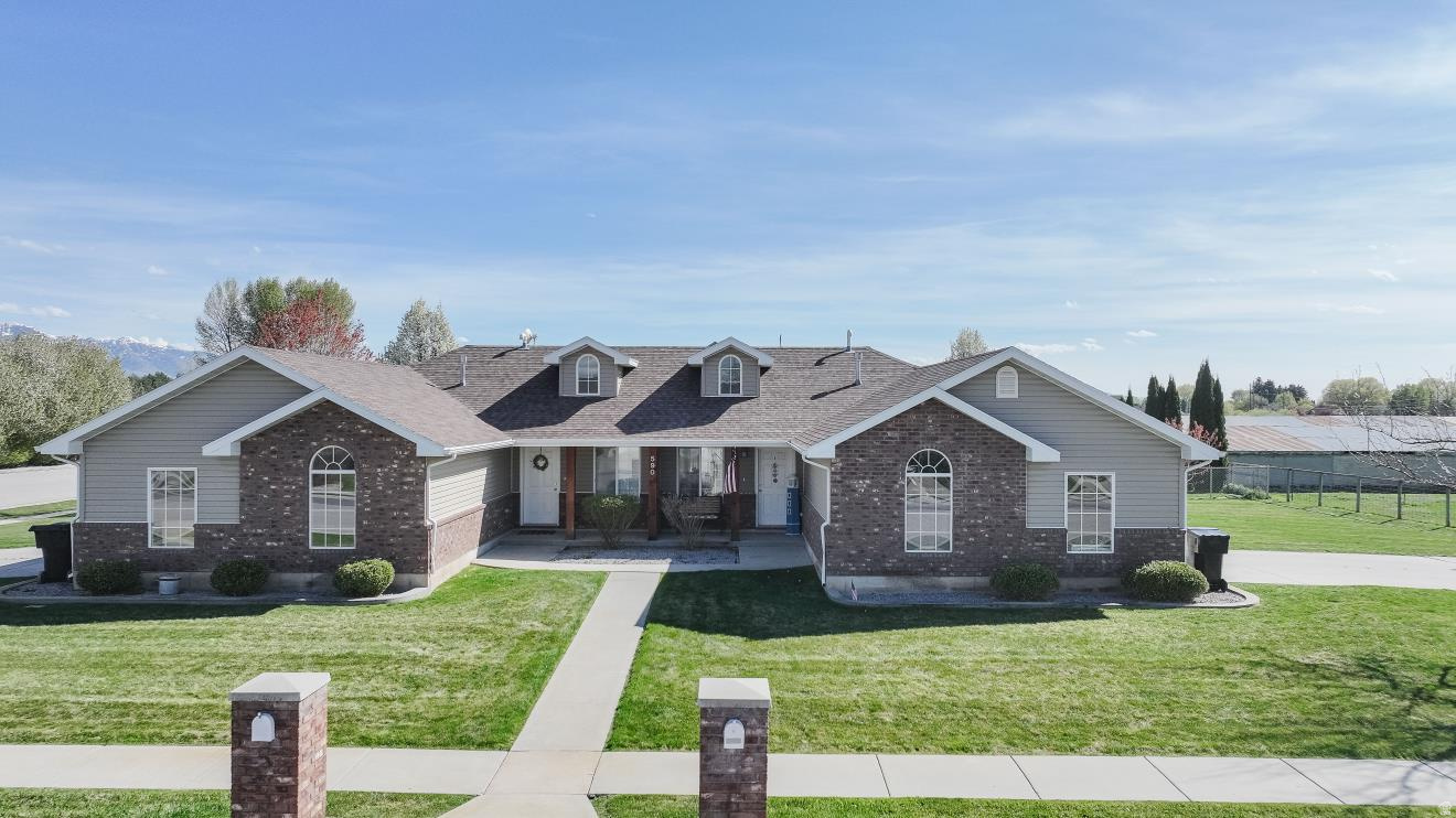 CREAMERY HOLLOW SUB - Residential Income