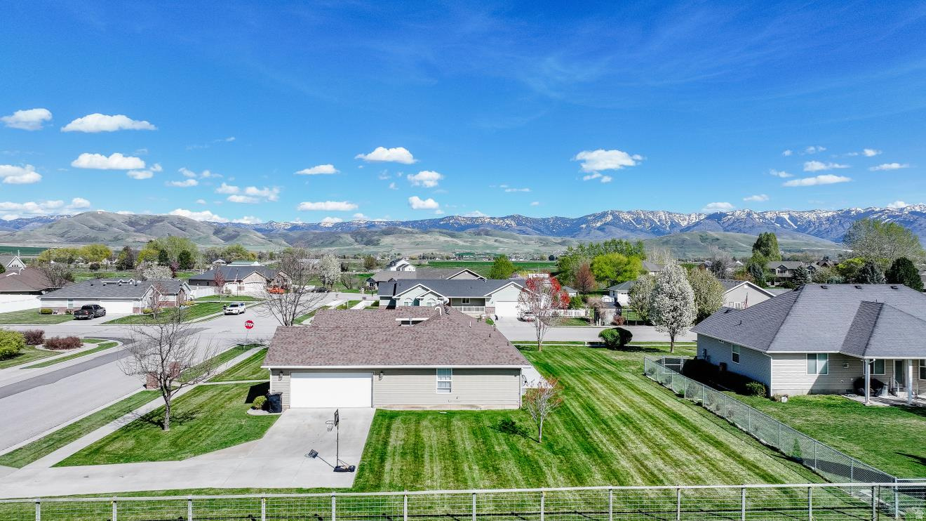 CREAMERY HOLLOW SUB - Residential Income