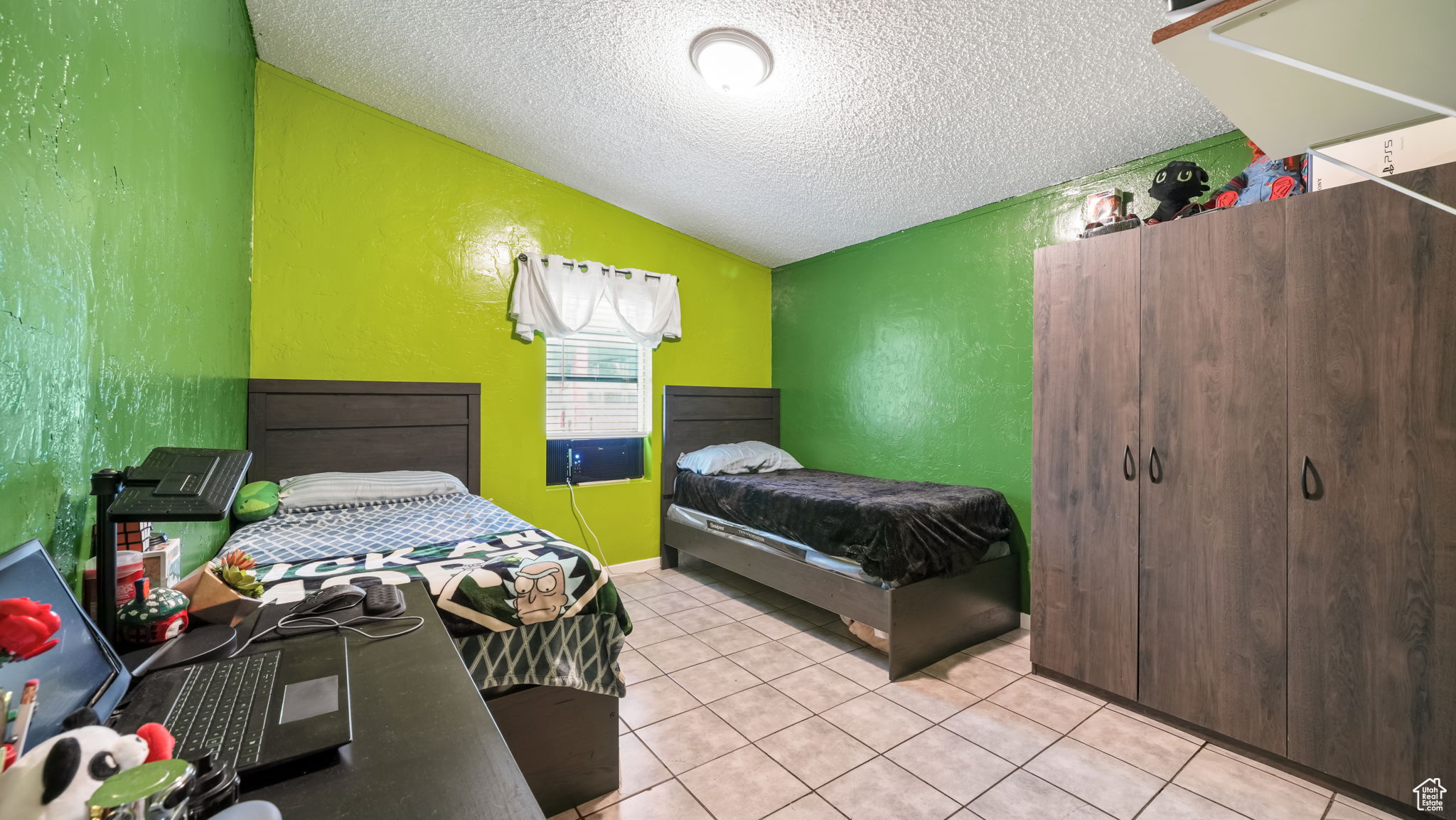 MOUNTAIN VIEW - Residential