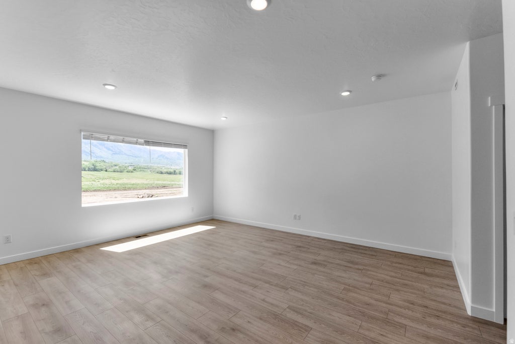 Photo of 2046 E DORSET WAY #288, Salem, UT 84653 (MLS # 2164855)