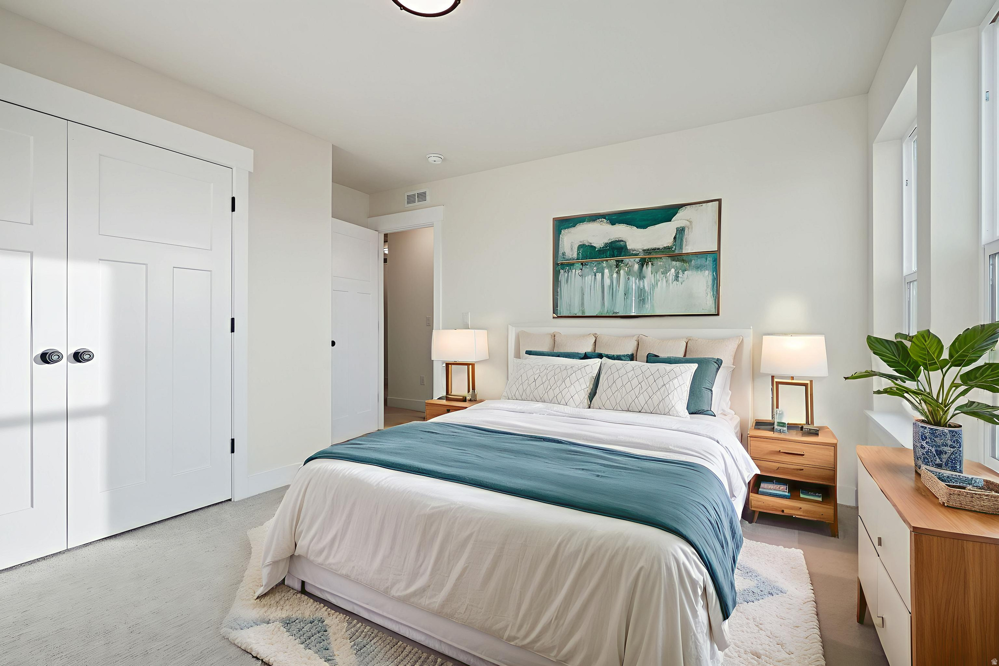 WESTFIELDS CENTRAL - Residential