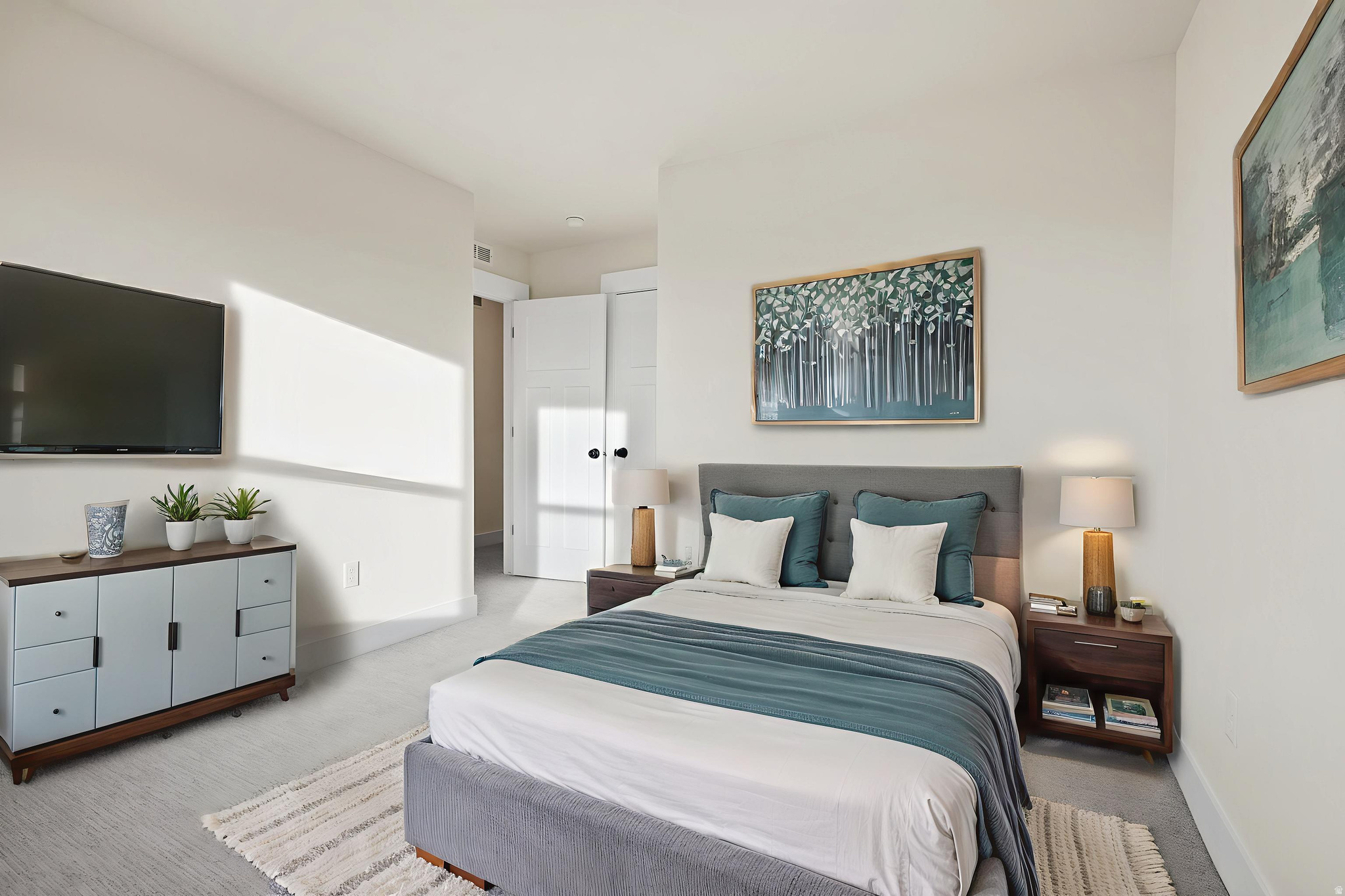 WESTFIELDS CENTRAL - Residential