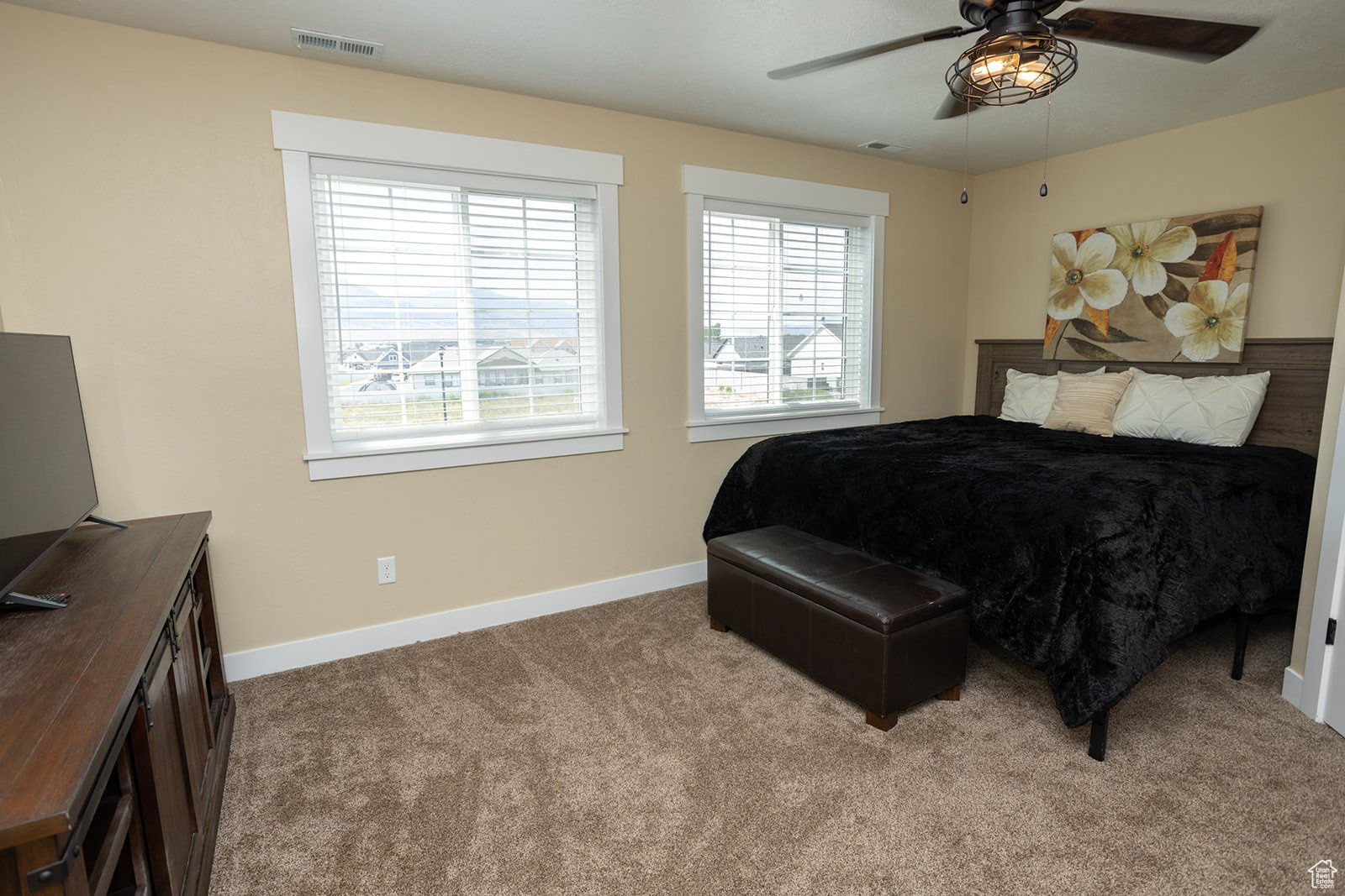 THE LINKS - Residential