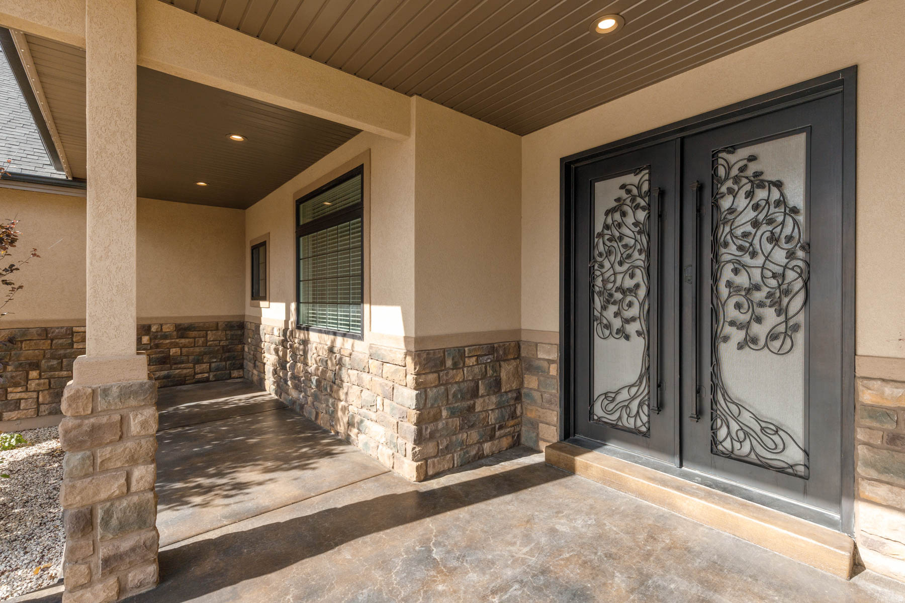 THE LINKS - Residential