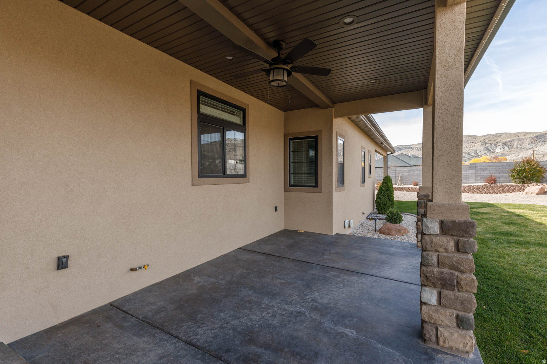 THE LINKS - Residential