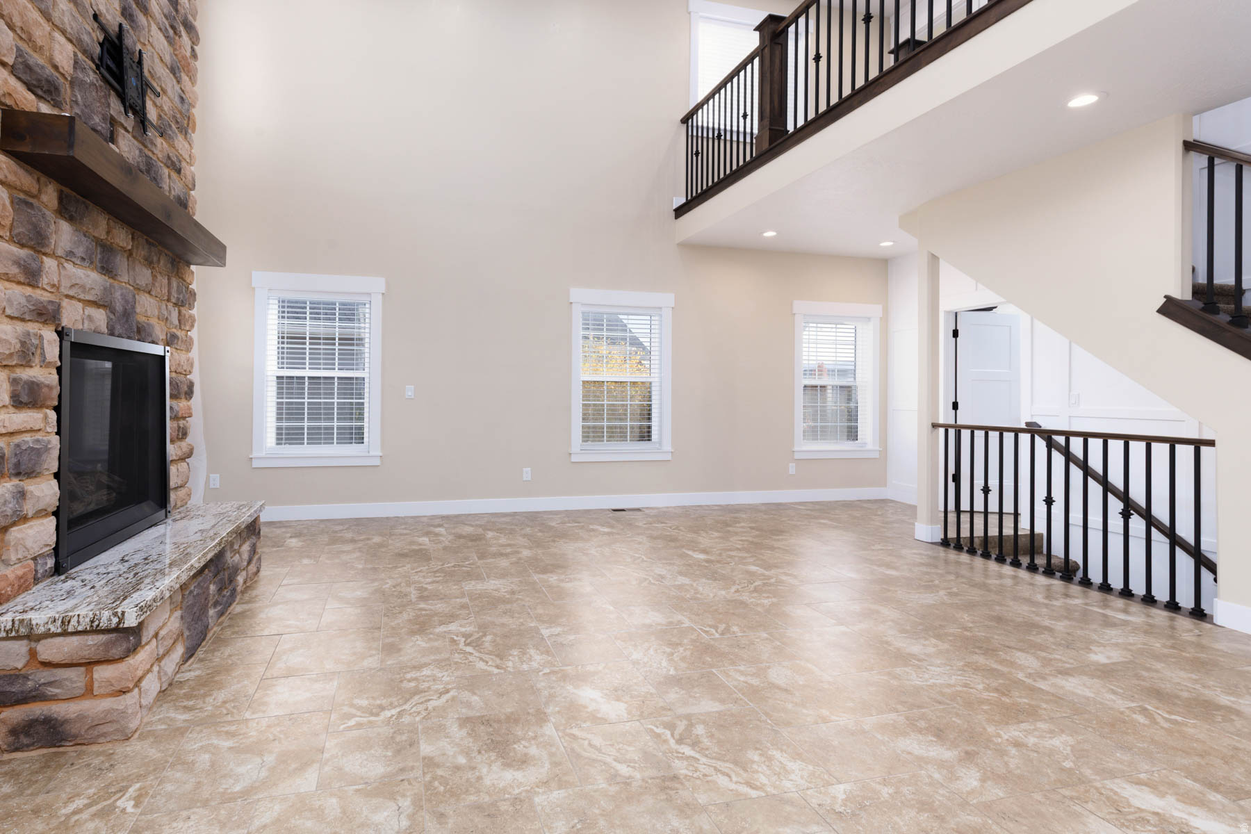 THE LINKS - Residential