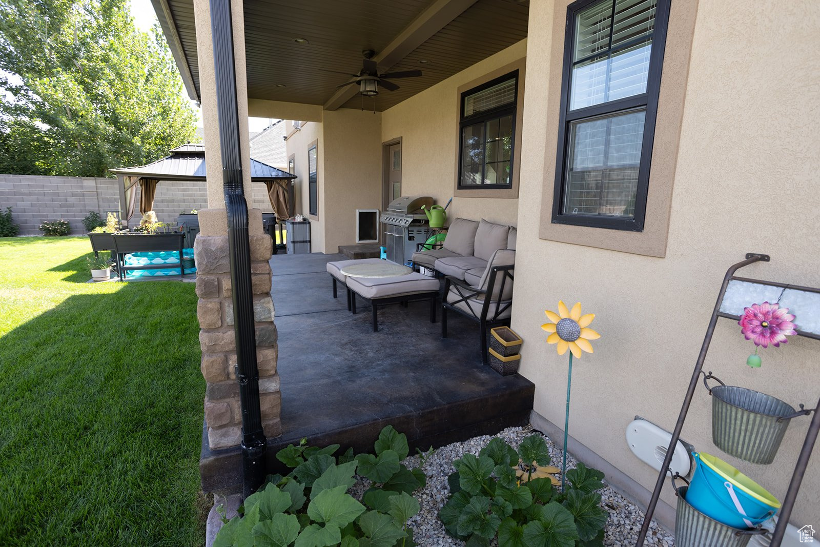 THE LINKS - Residential