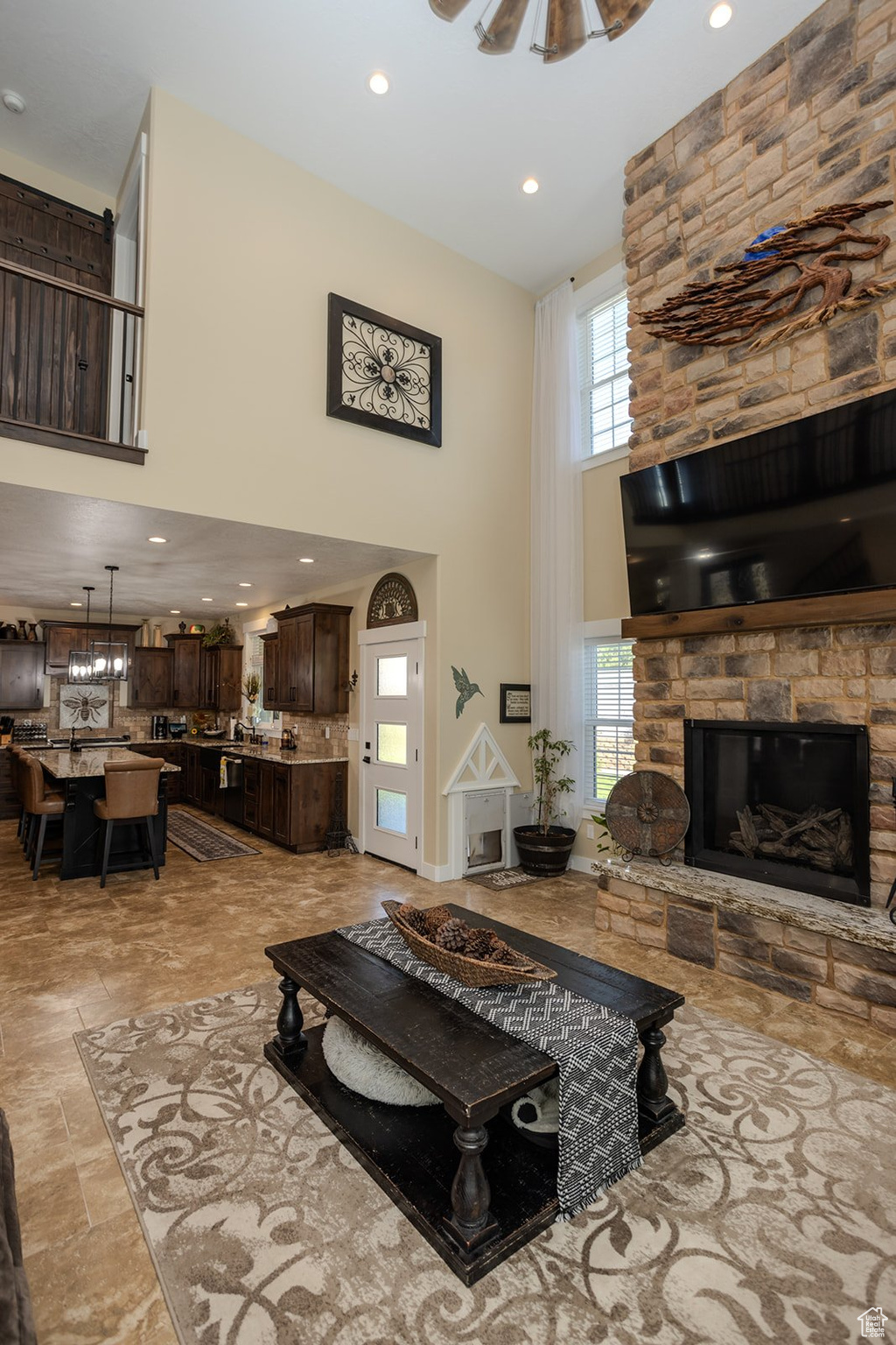 THE LINKS - Residential