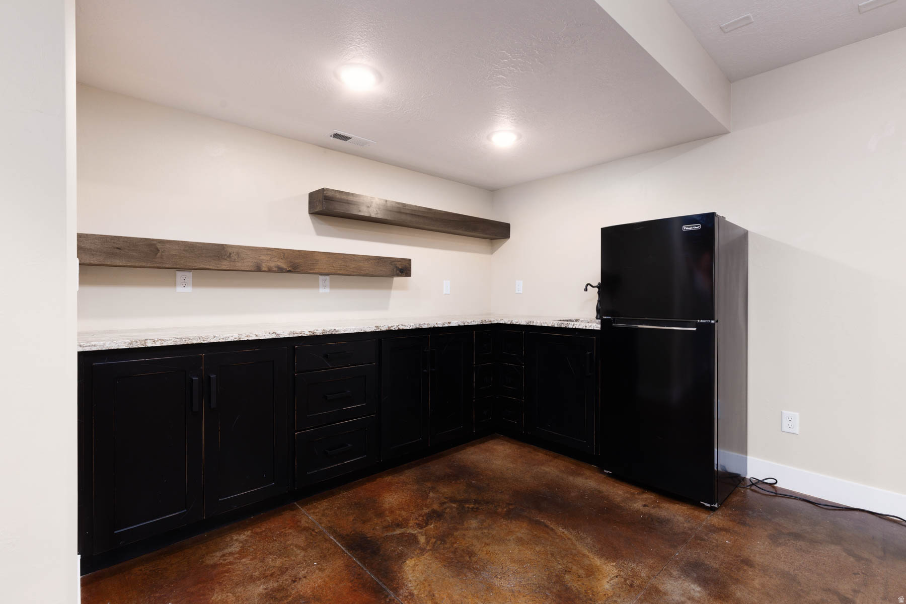 THE LINKS - Residential