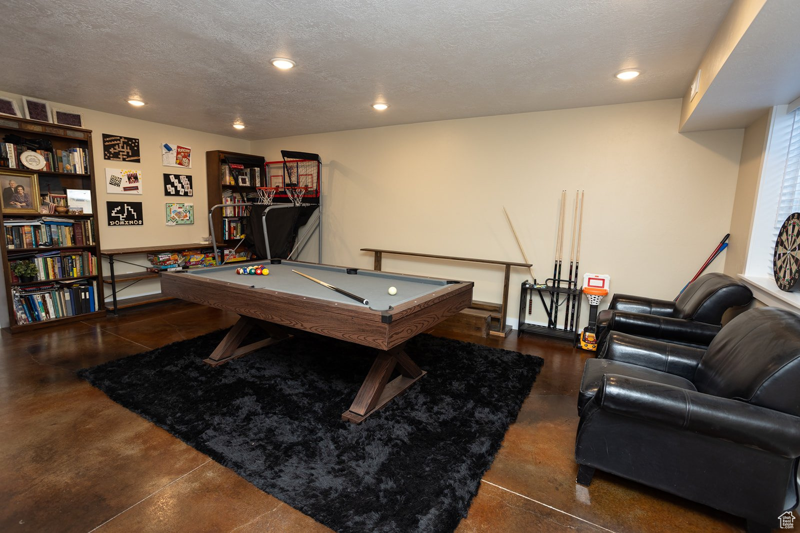 THE LINKS - Residential