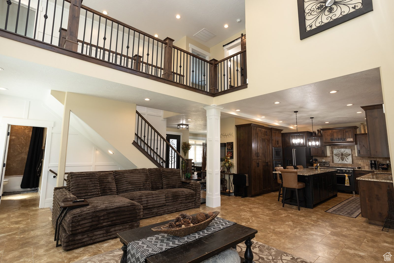 THE LINKS - Residential