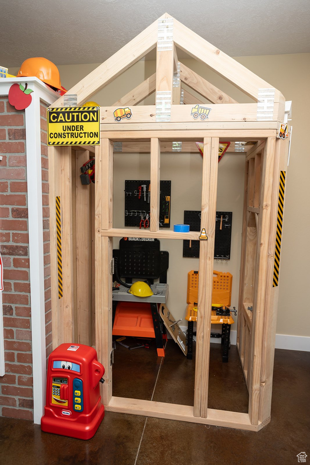 THE LINKS - Residential