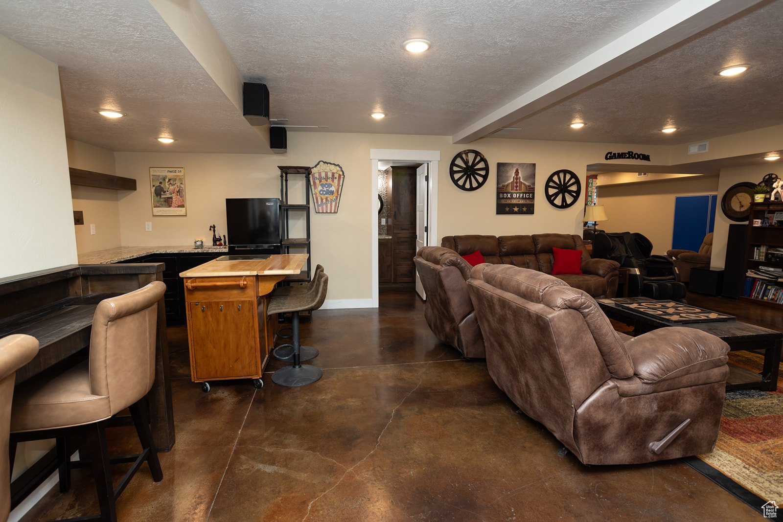 THE LINKS - Residential