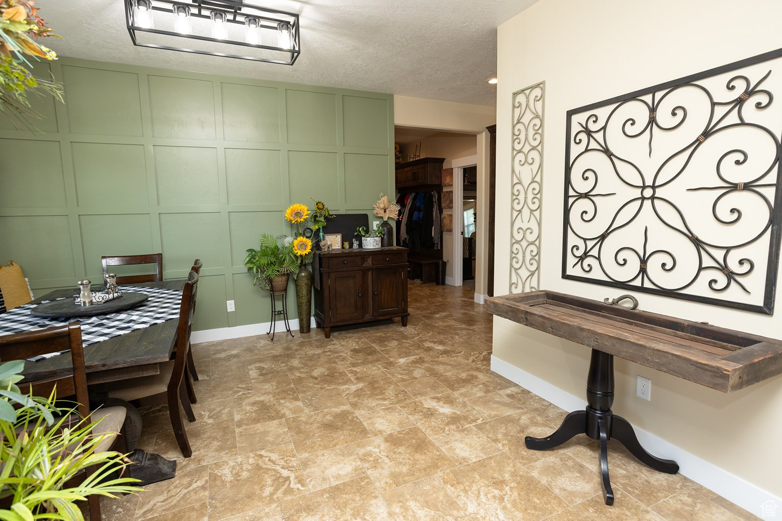 THE LINKS - Residential