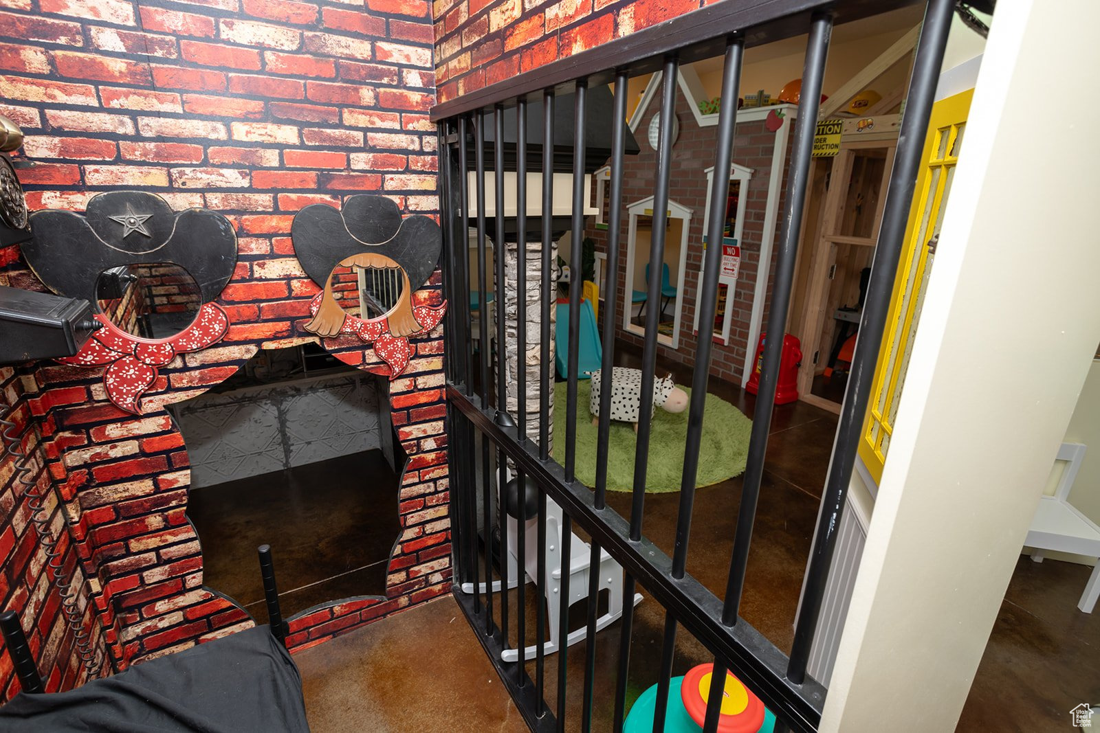 THE LINKS - Residential