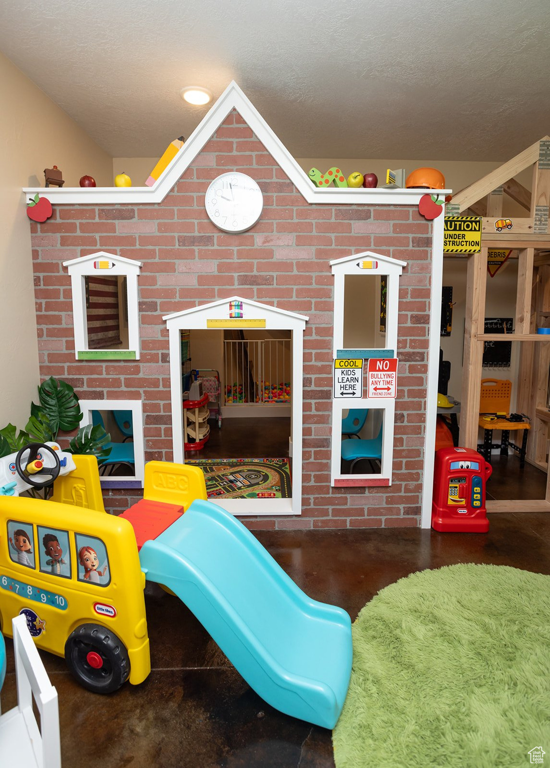 THE LINKS - Residential